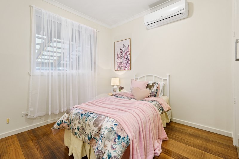 Photo - 102 Railway Crescent, Dallas VIC 3047 - Image 9