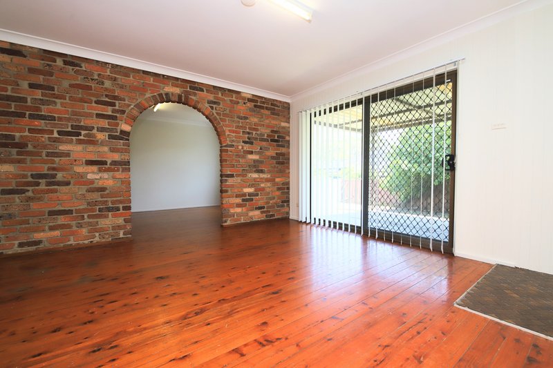 Photo - 102 Rex Road, Georges Hall NSW 2198 - Image 3