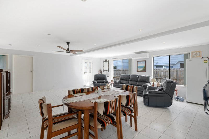 Photo - 102 Scenic Drive, Cowes VIC 3922 - Image 4