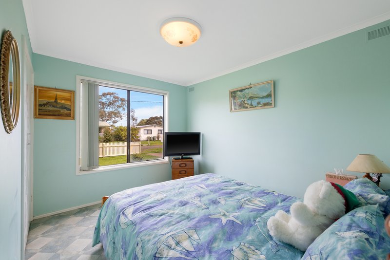 Photo - 102 Scenic Drive, Cowes VIC 3922 - Image 7