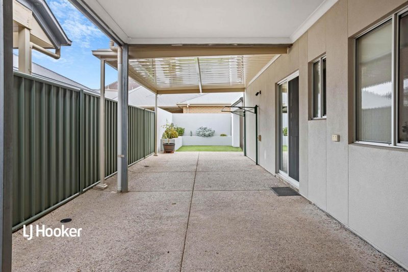 Photo - 102 Shoalhaven Circuit, Mawson Lakes SA 5095 - Image 13