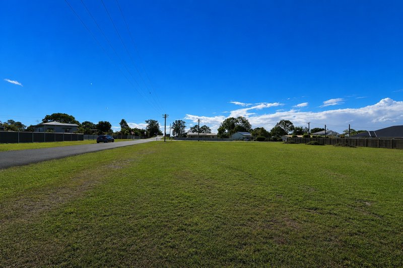 Photo - 102 Steley Street, Howard QLD 4659 - Image 5