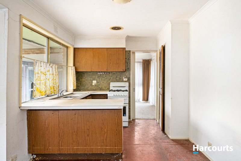 Photo - 102 Sterling Drive, Keilor East VIC 3033 - Image 4