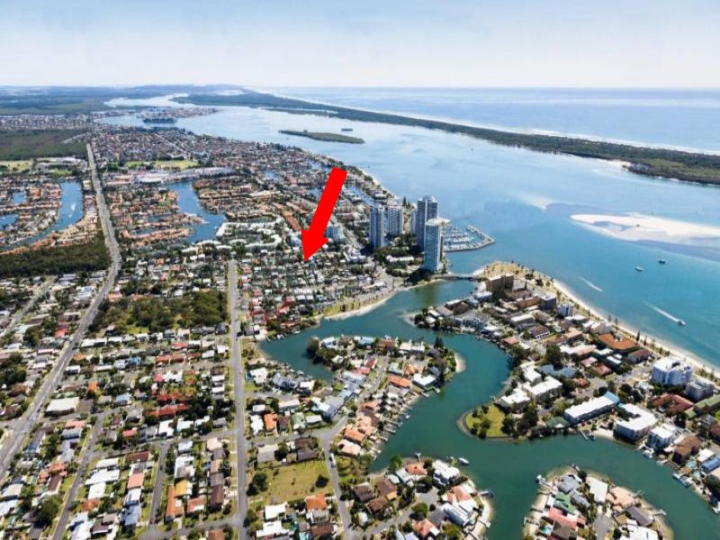 Photo - 102 Stradbroke Street, Runaway Bay QLD 4216 - Image 17