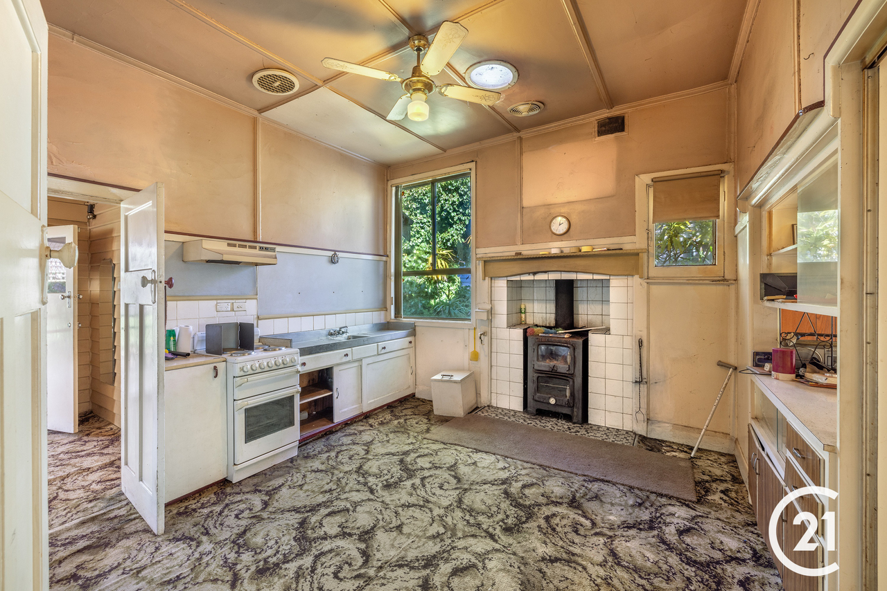 102 Sutton Street, Echuca, VIC 3564 - Image 4