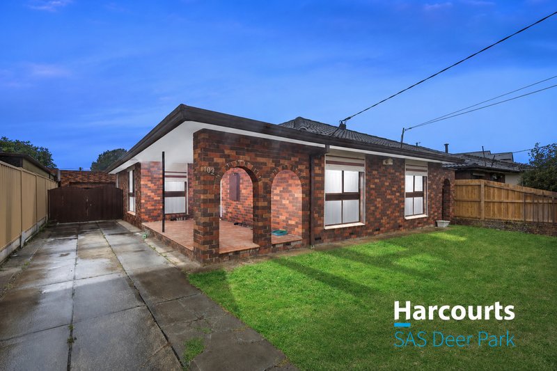 Photo - 102 Tamar Drive, Deer Park VIC 3023 - Image 1