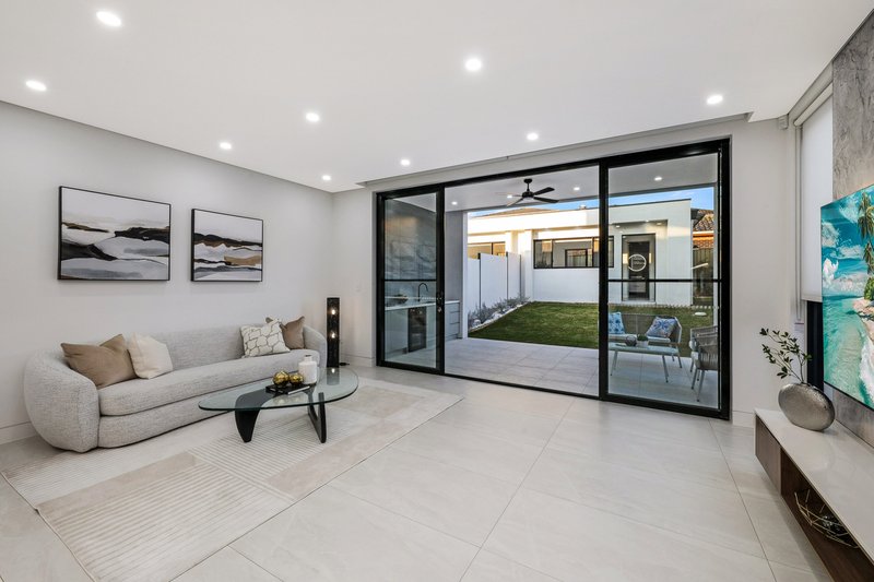 Photo - 102 The Avenue, Hurstville NSW 2220 - Image 5