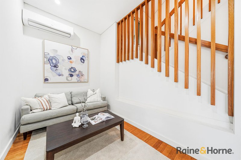 Photo - 10/2 Tintern Ave , Carlingford NSW 2118 - Image 11