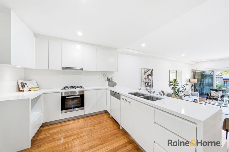 Photo - 10/2 Tintern Ave , Carlingford NSW 2118 - Image 15