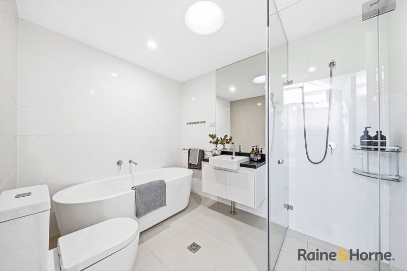 Photo - 10/2 Tintern Ave , Carlingford NSW 2118 - Image 21