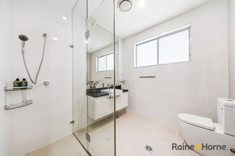 Photo - 10/2 Tintern Ave , Carlingford NSW 2118 - Image 22