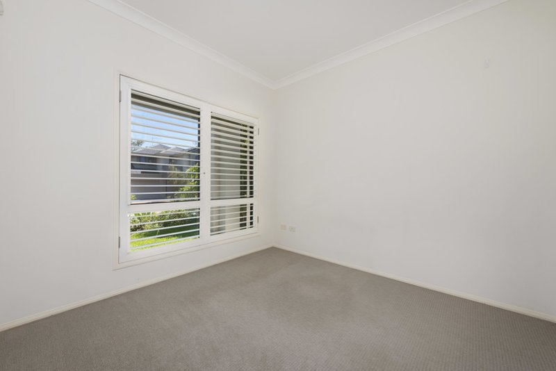 Photo - 102 Tristania Way, Mount Gravatt East QLD 4122 - Image 12