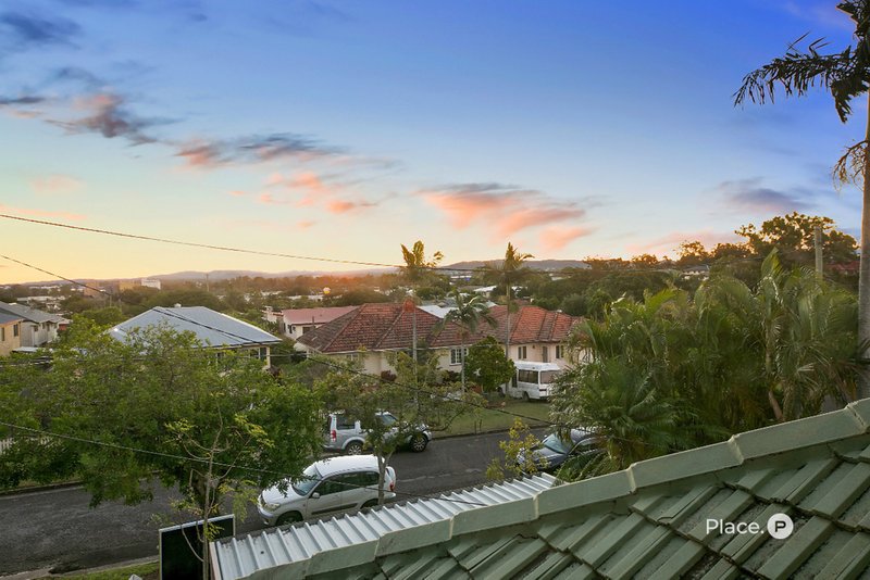 Photo - 102 Vale Street, Moorooka QLD 4105 - Image 13