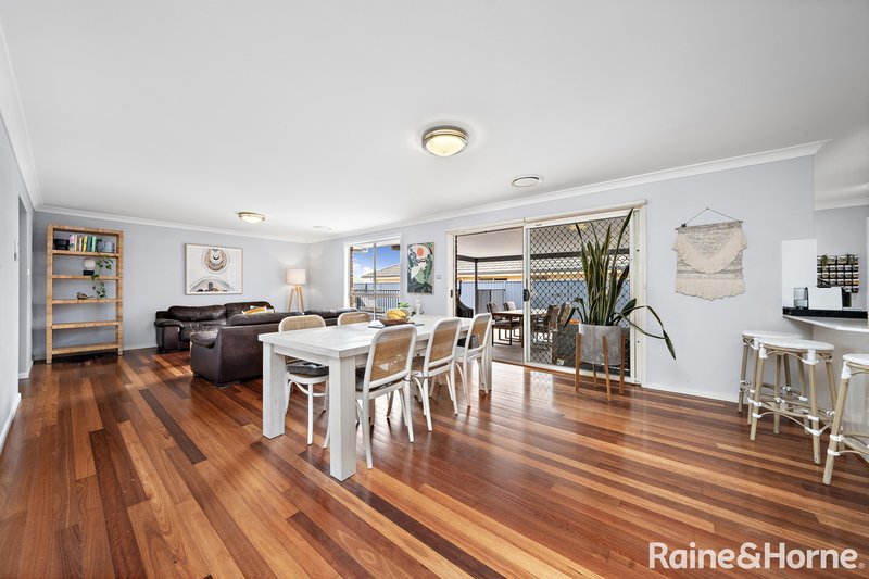 Photo - 102 Walker Street, Helensburgh NSW 2508 - Image 3