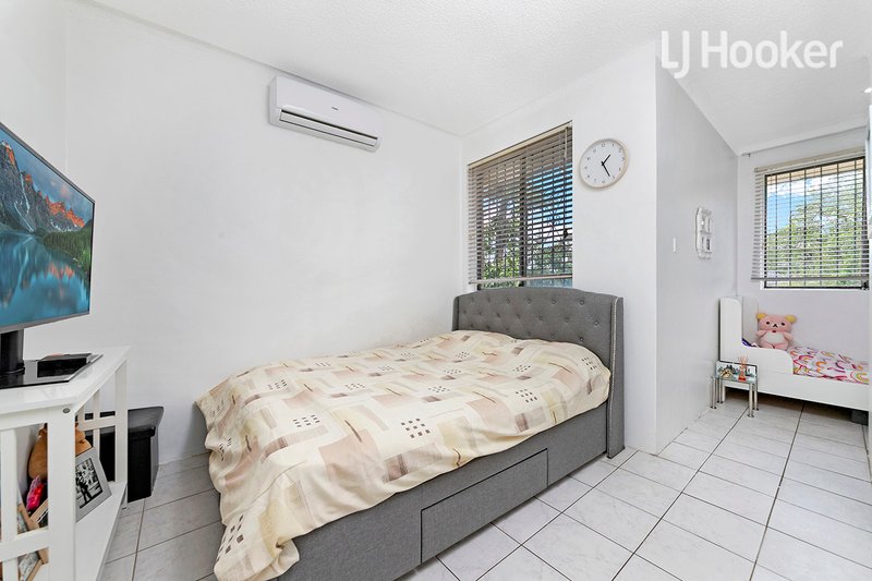 Photo - 10/2 Waterside Crescent, Carramar NSW 2163 - Image 6