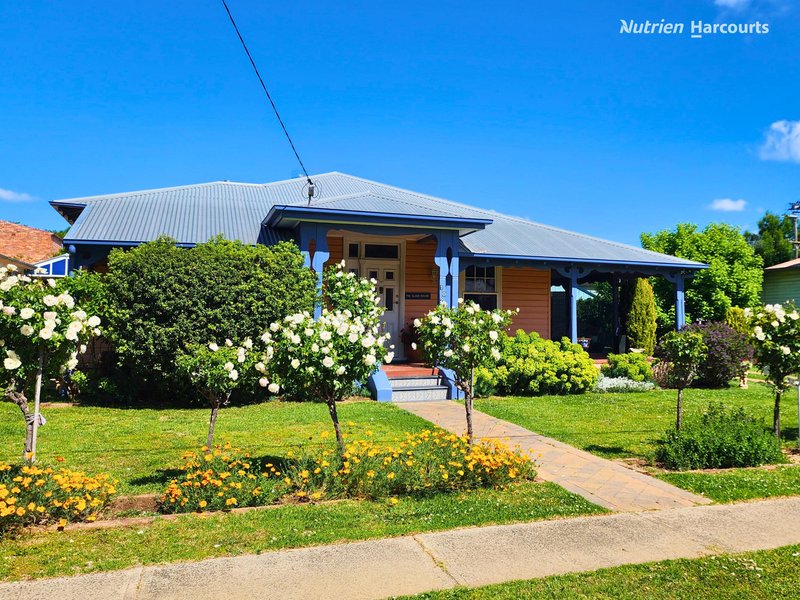 102 West Avenue, Glen Innes NSW 2370