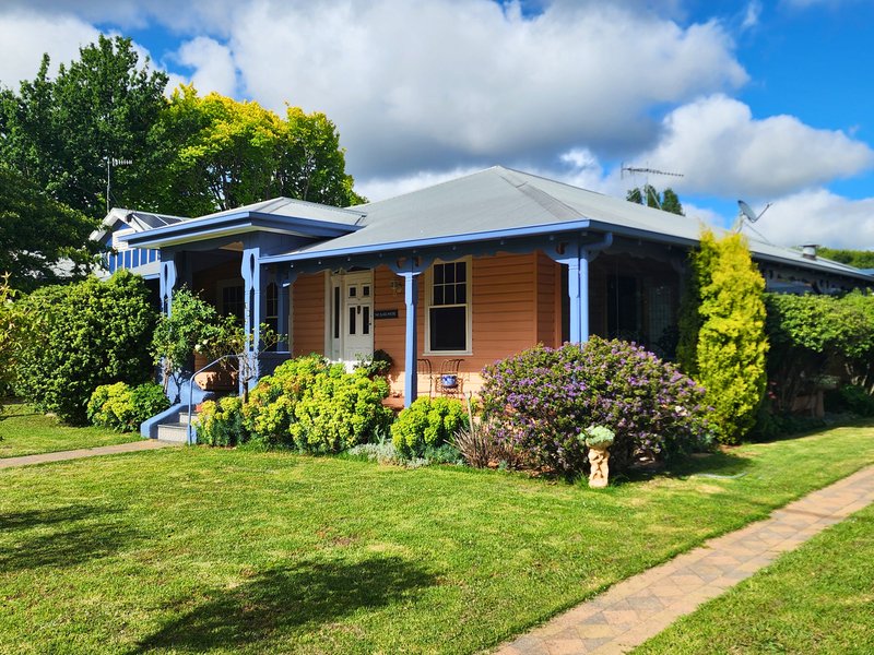 Photo - 102 West Avenue, Glen Innes NSW 2370 - Image 6