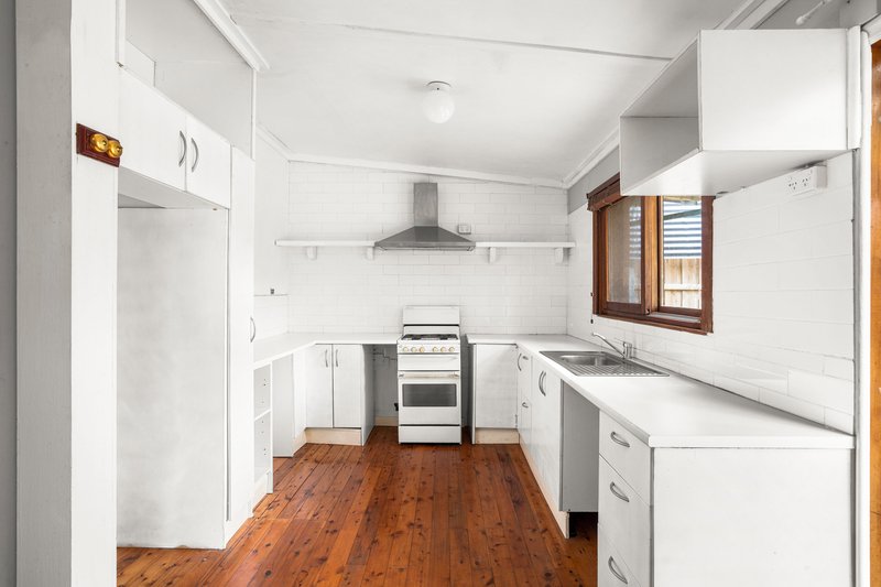 Photo - 102 Windsor Road, Dulwich Hill NSW 2203 - Image 4