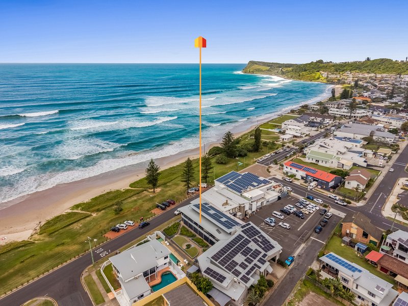 Photo - 10/20-21 Pacific Parade, Lennox Head NSW 2478 - Image 1