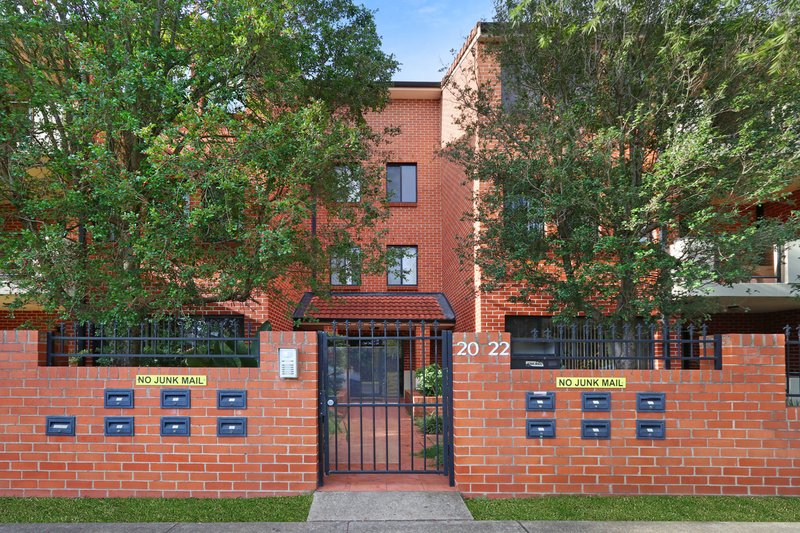 Photo - 10/20-22 Melvin Street, Beverly Hills NSW 2209 - Image 1