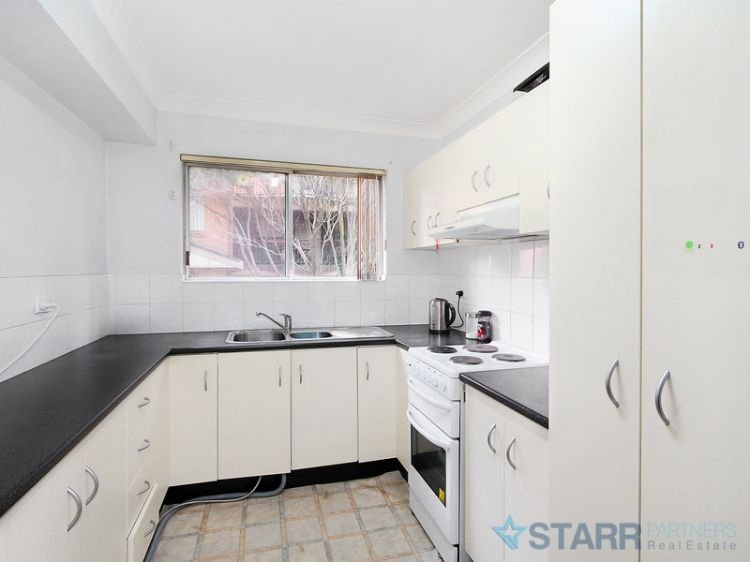 Photo - 10/20-24 Manchester Street, Merrylands NSW 2160 - Image 2