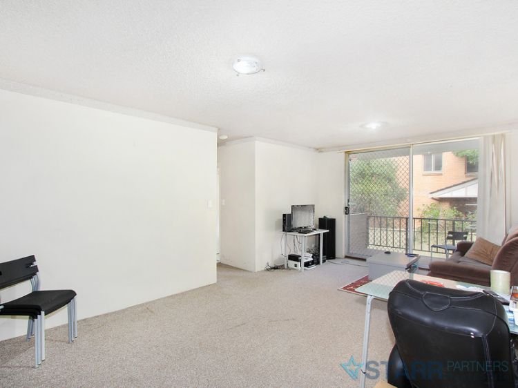 Photo - 10/20-24 Manchester Street, Merrylands NSW 2160 - Image 5