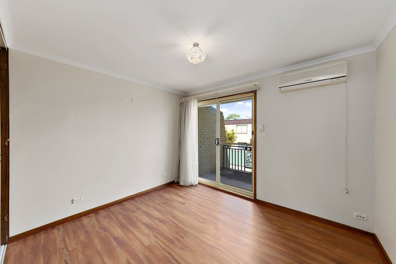 Photo - 10/20 Donald Road, Queanbeyan NSW 2620 - Image 5