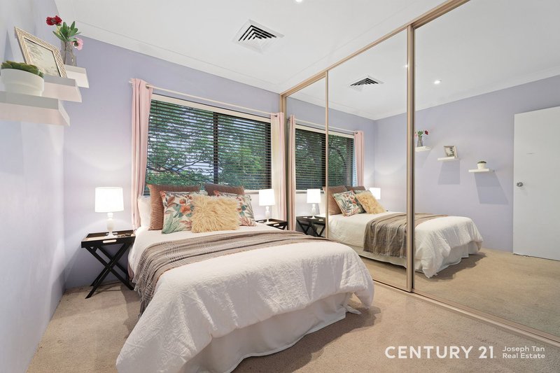 Photo - 10/20 Pennant Street, Castle Hill NSW 2154 - Image 4