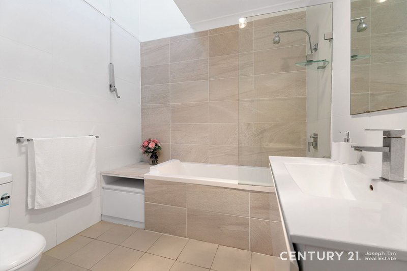 Photo - 10/20 Pennant Street, Castle Hill NSW 2154 - Image 5