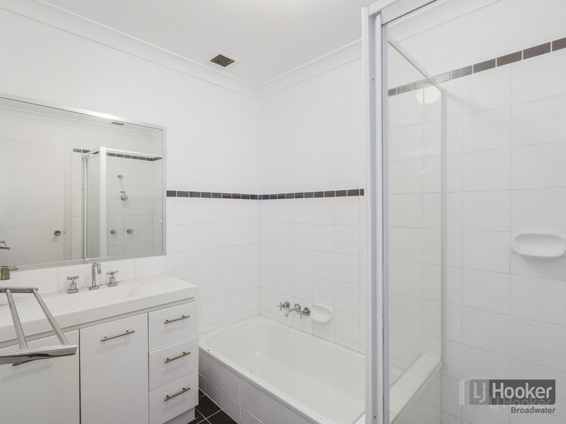 Photo - 10/20 Whiting Street, Labrador QLD 4215 - Image 11