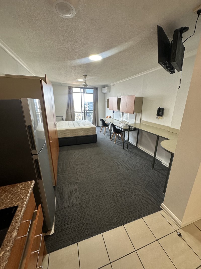 Photo - 1020/188 Shafston Avenue, Kangaroo Point QLD 4169 - Image 5