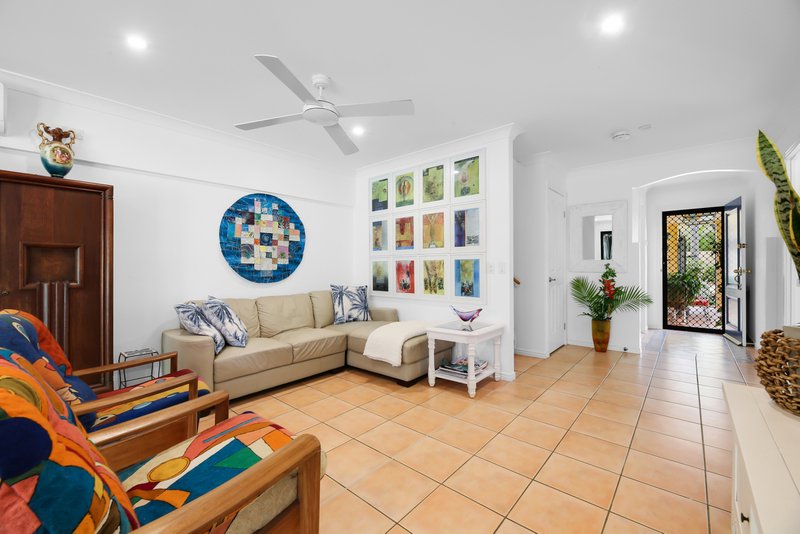 Photo - 10/206 Cheltenham Drive, Robina QLD 4226 - Image 2