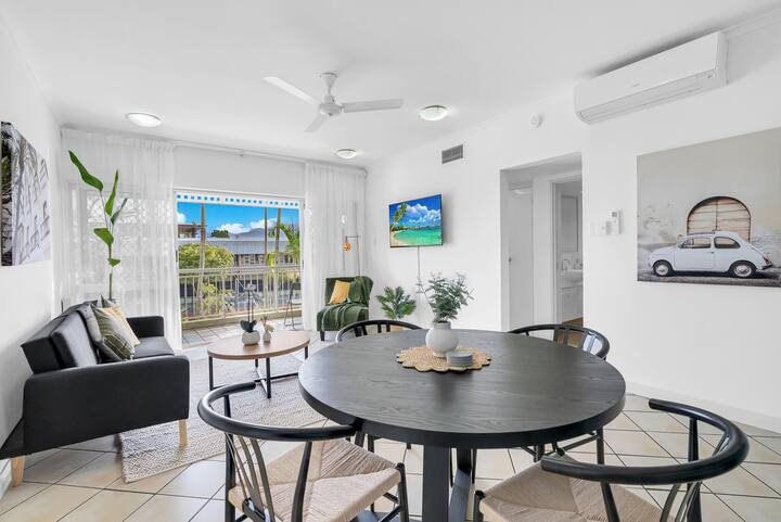 10/208 Grafton Street, Cairns North QLD 4870