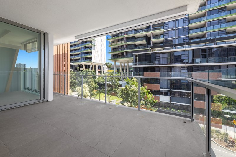 Photo - 10208/16 Edmondstone Street, South Brisbane QLD 4101 - Image 6