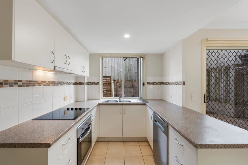 Photo - 10/21 Albert Street, Eagleby QLD 4207 - Image 5
