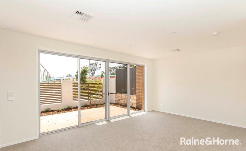 Photo - 10/21 Samaria Street, Crace ACT 2911 - Image 4