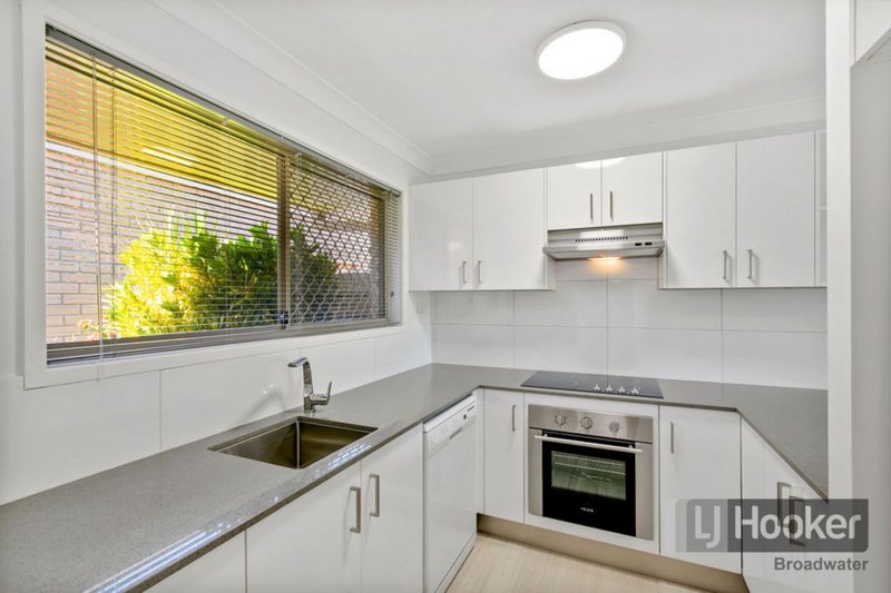 Photo - 10/21 Usher Avenue, Labrador QLD 4215 - Image 3