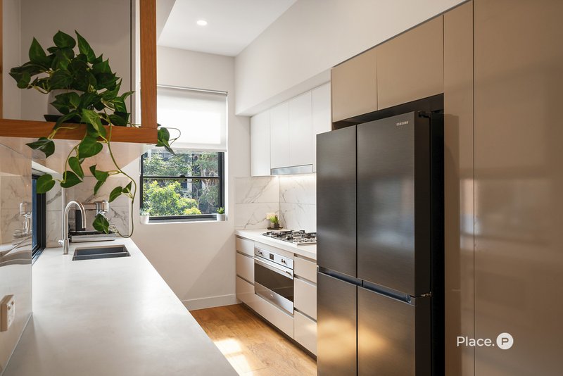 Photo - 102/12 Bailey Street, West End QLD 4101 - Image 5