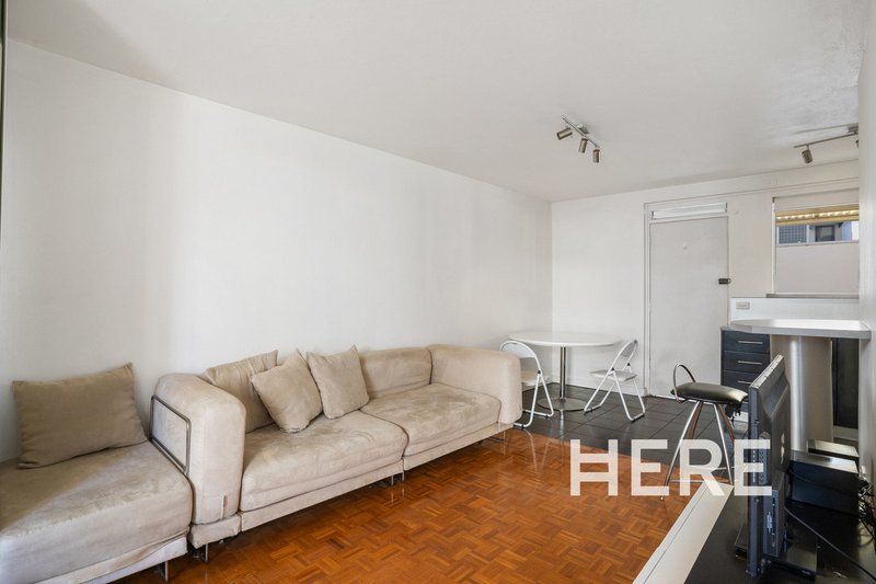 Photo - 102/130A Mounts Bay Road, Perth WA 6000 - Image 3