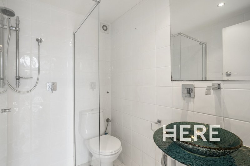 Photo - 102/130A Mounts Bay Road, Perth WA 6000 - Image 8