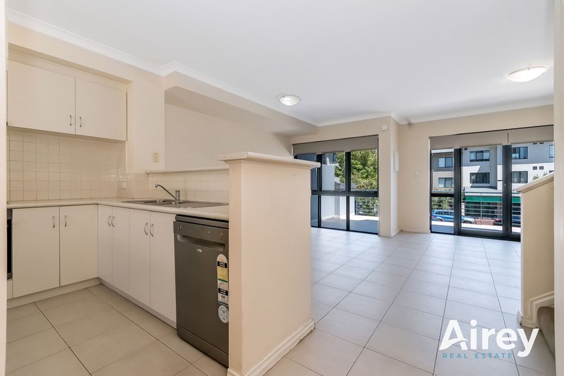 Photo - 10/216 Stirling Street, Perth WA 6000 - Image 5