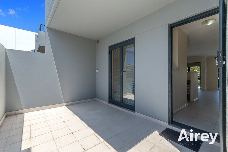 Photo - 10/216 Stirling Street, Perth WA 6000 - Image 32