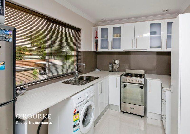 Photo - 10/219 Scarborough Beach Road, Doubleview WA 6018 - Image 2
