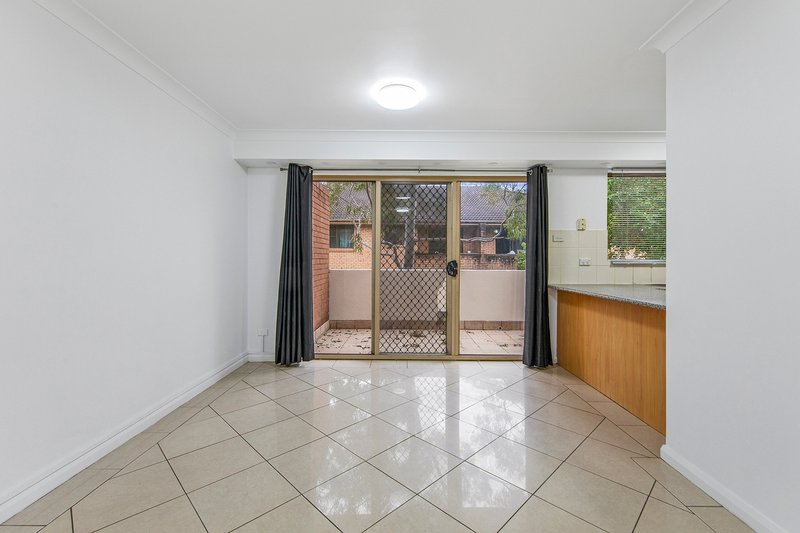 Photo - 10/22-24 Goulburn Street, Liverpool NSW 2170 - Image 6