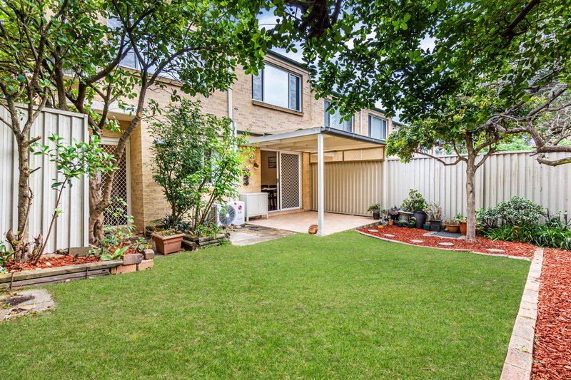 Photo - 10/22-24 Pearce Street, Baulkham Hills NSW 2153 - Image 4