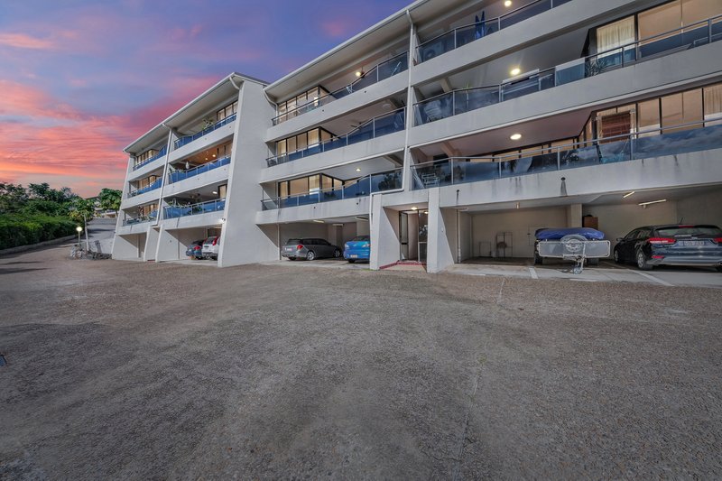 102/2 Eshelby Drive, Cannonvale QLD 4802