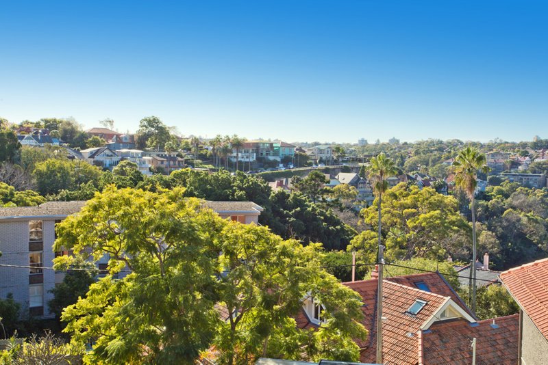 Photo - 10/22 Hodgson Avenue, Cremorne Point NSW 2090 - Image 4