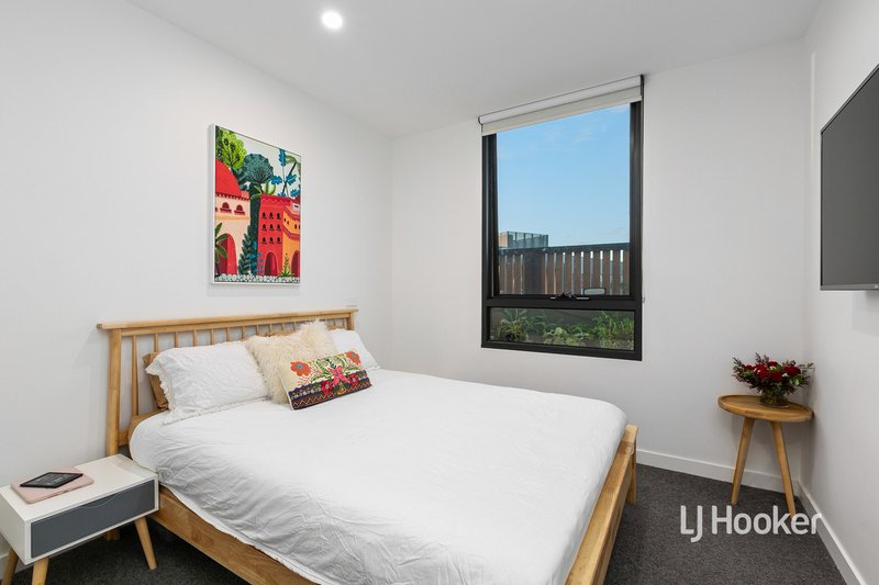 Photo - 102/2 Kenswick Street, Point Cook VIC 3030 - Image 12