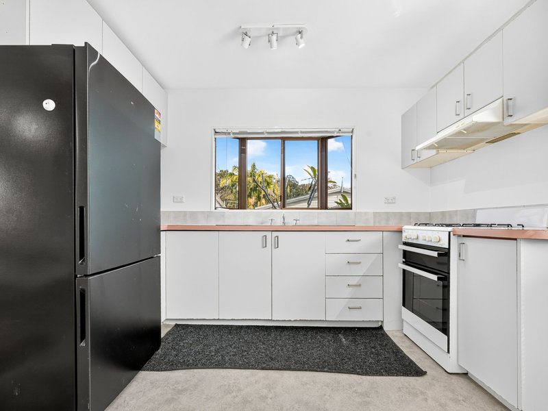 Photo - 102/2 Macleay Drive, Halekulani NSW 2262 - Image 3