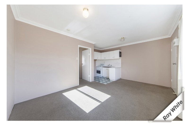 Photo - 10/22 Mowatt Street, Queanbeyan East NSW 2620 - Image 3